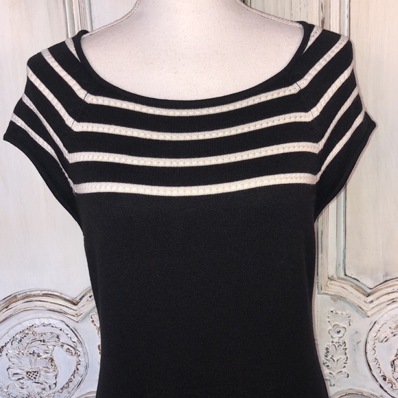 Eliza J Lovely Black and White Fit and Flair Sweater Dress Size Medium - Picture 5 of 12